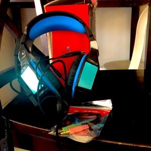 Game head phones. Hunterspider